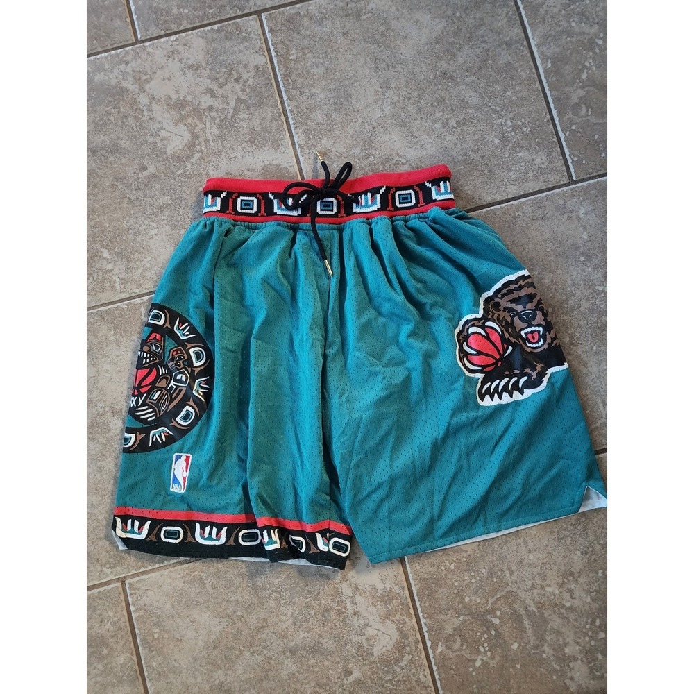 Just Don Vancouver Grizzlies Vintage 1995-96 Basketball Shorts Teal Mens Small